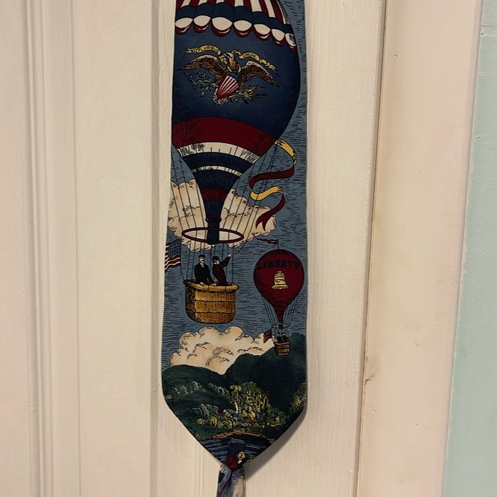 Vintage max raab hot air balloon Americana neck tie